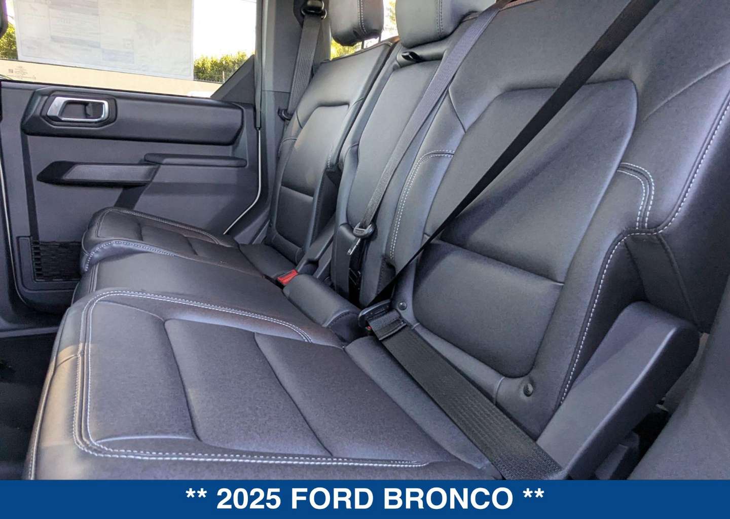 2025 Ford Bronco 4-Door Badlands - Photo 19