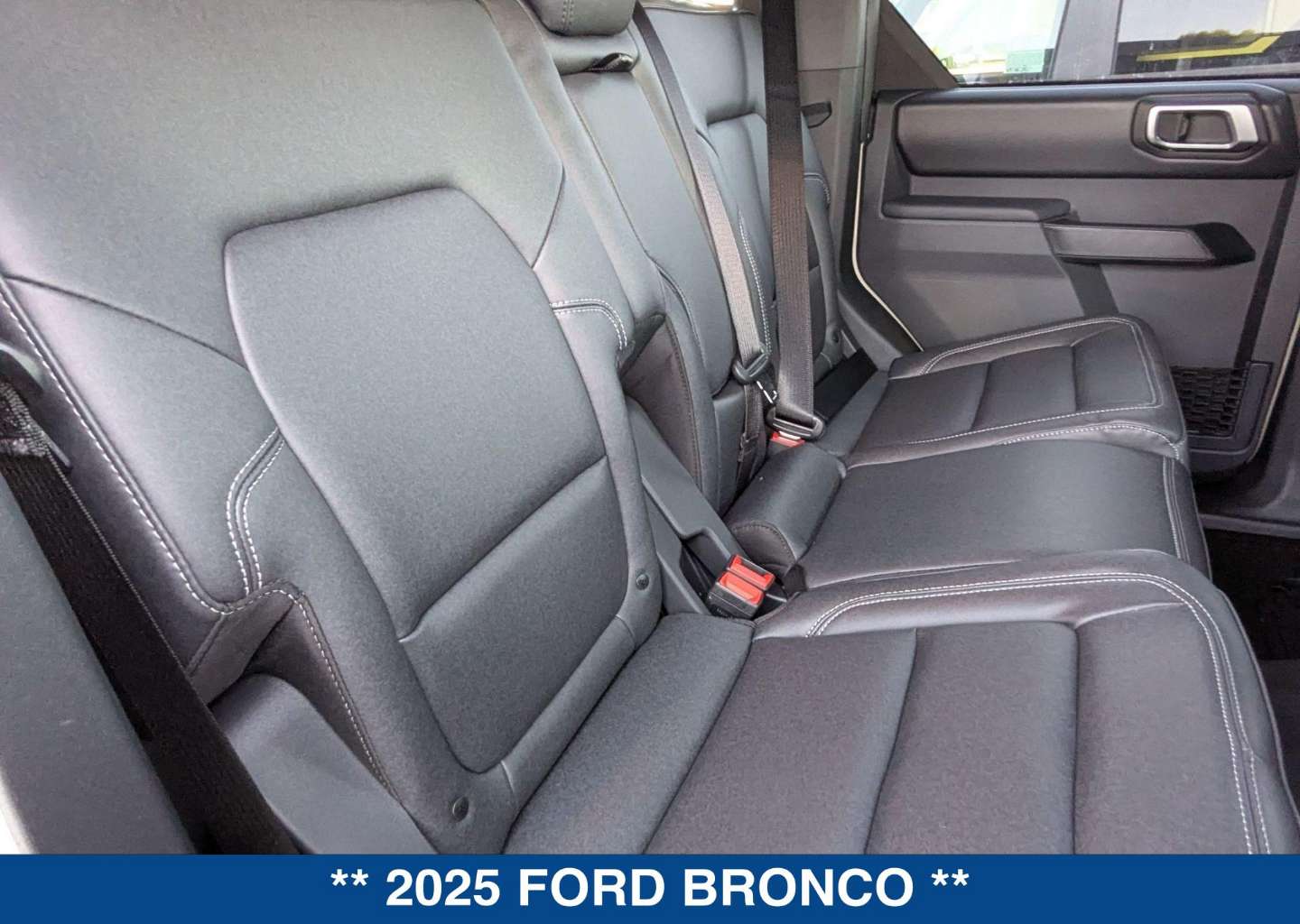 2025 Ford Bronco 4-Door Badlands - Photo 20