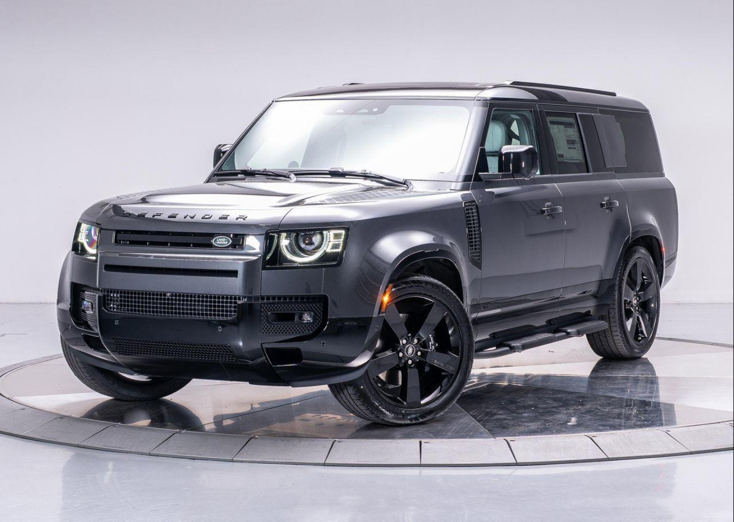 2025 Land Rover Defender