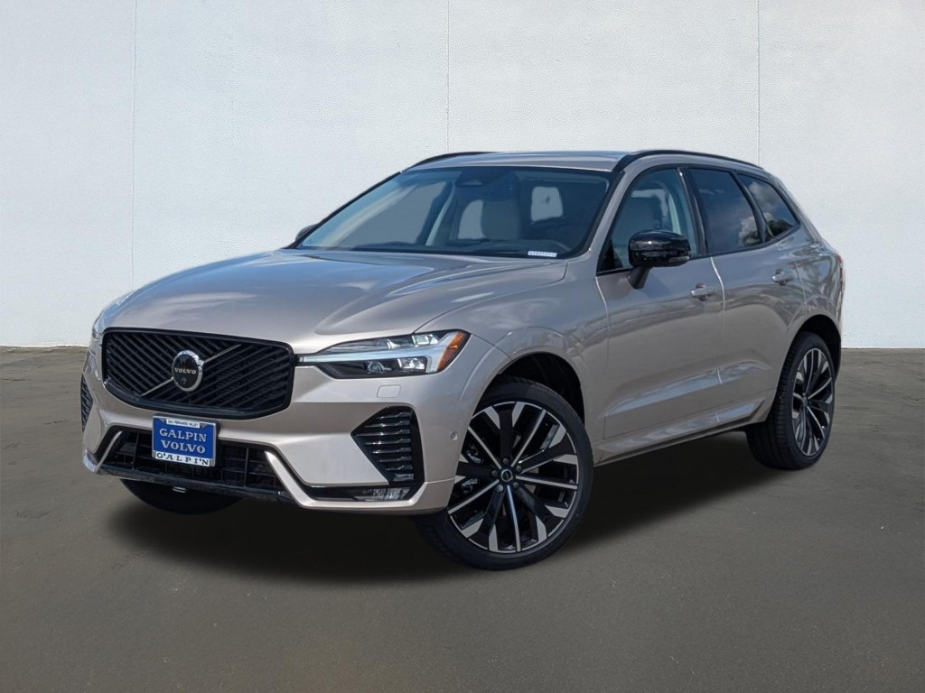 2026 Volvo XC60 B5 Ultra Dark