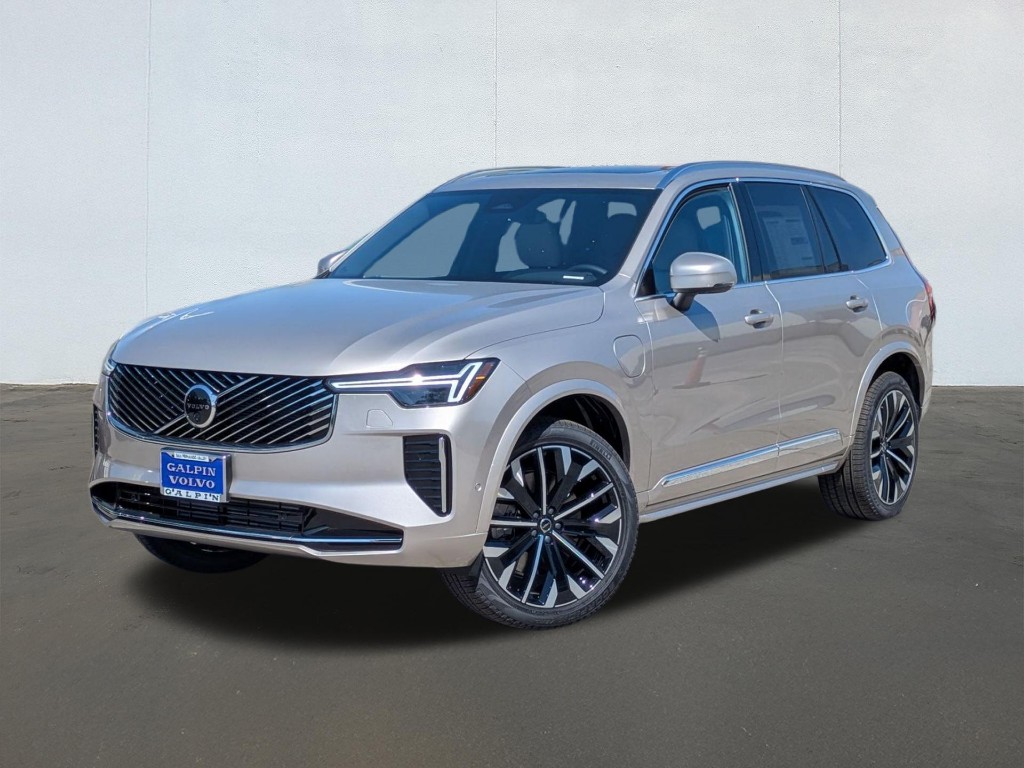 2026 Volvo XC90 Recharge Plug-In Hybrid T8 Plus Bright