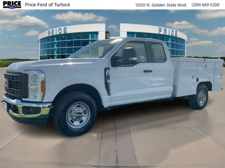 2026 Ford Super Duty XL Utility