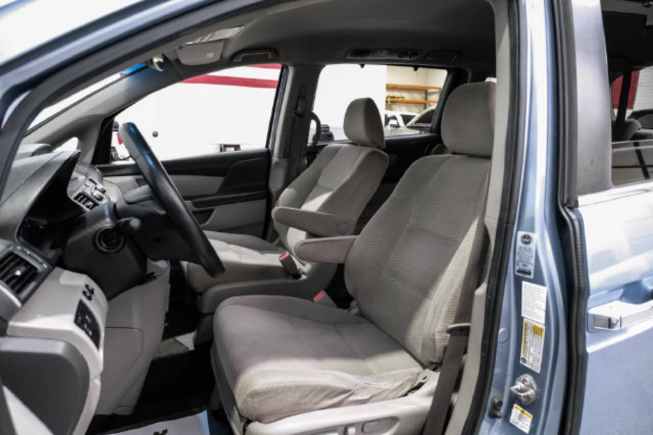 2011 Honda Odyssey EX - Photo 26