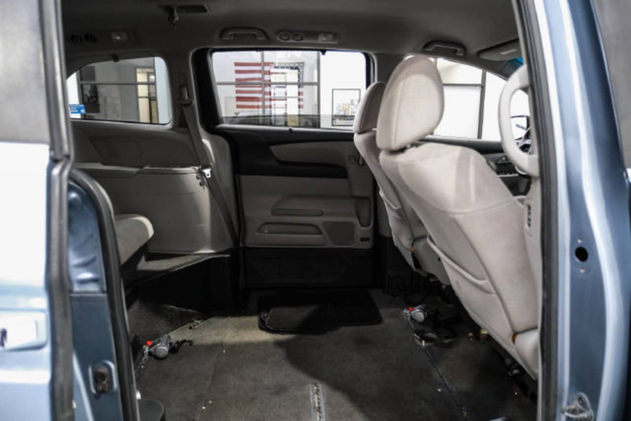 2011 Honda Odyssey EX - Photo 33