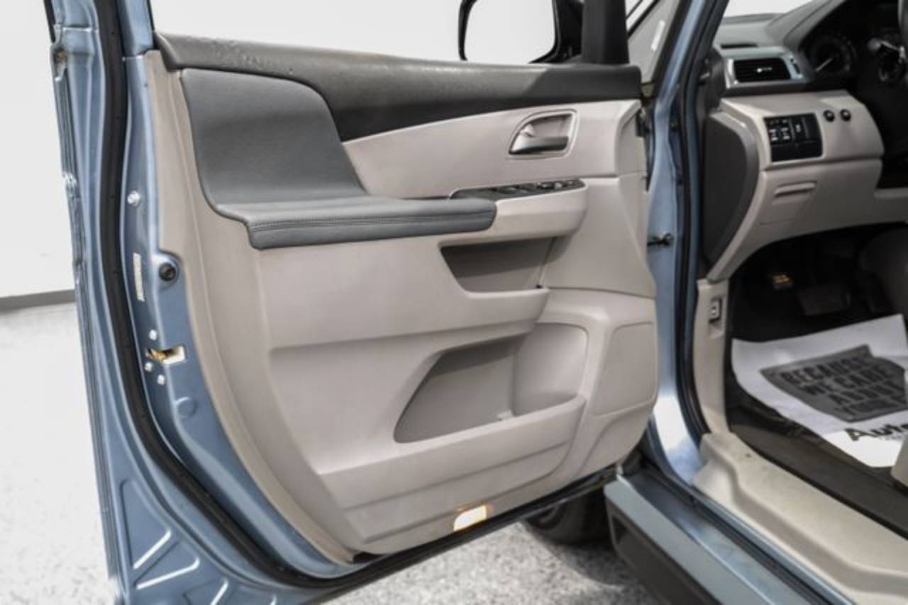 2011 Honda Odyssey EX - Photo 38