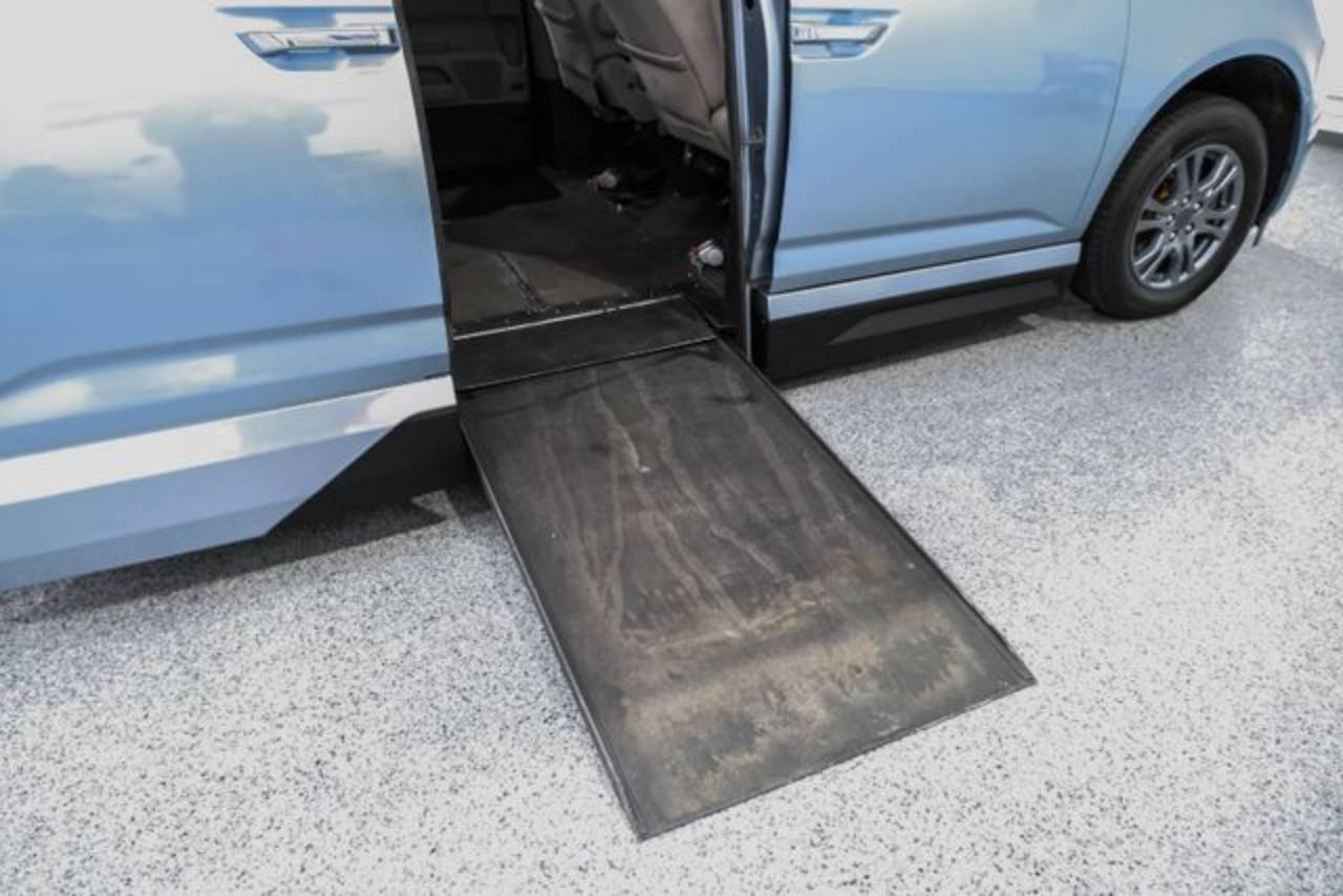 2011 Honda Odyssey EX - Photo 44