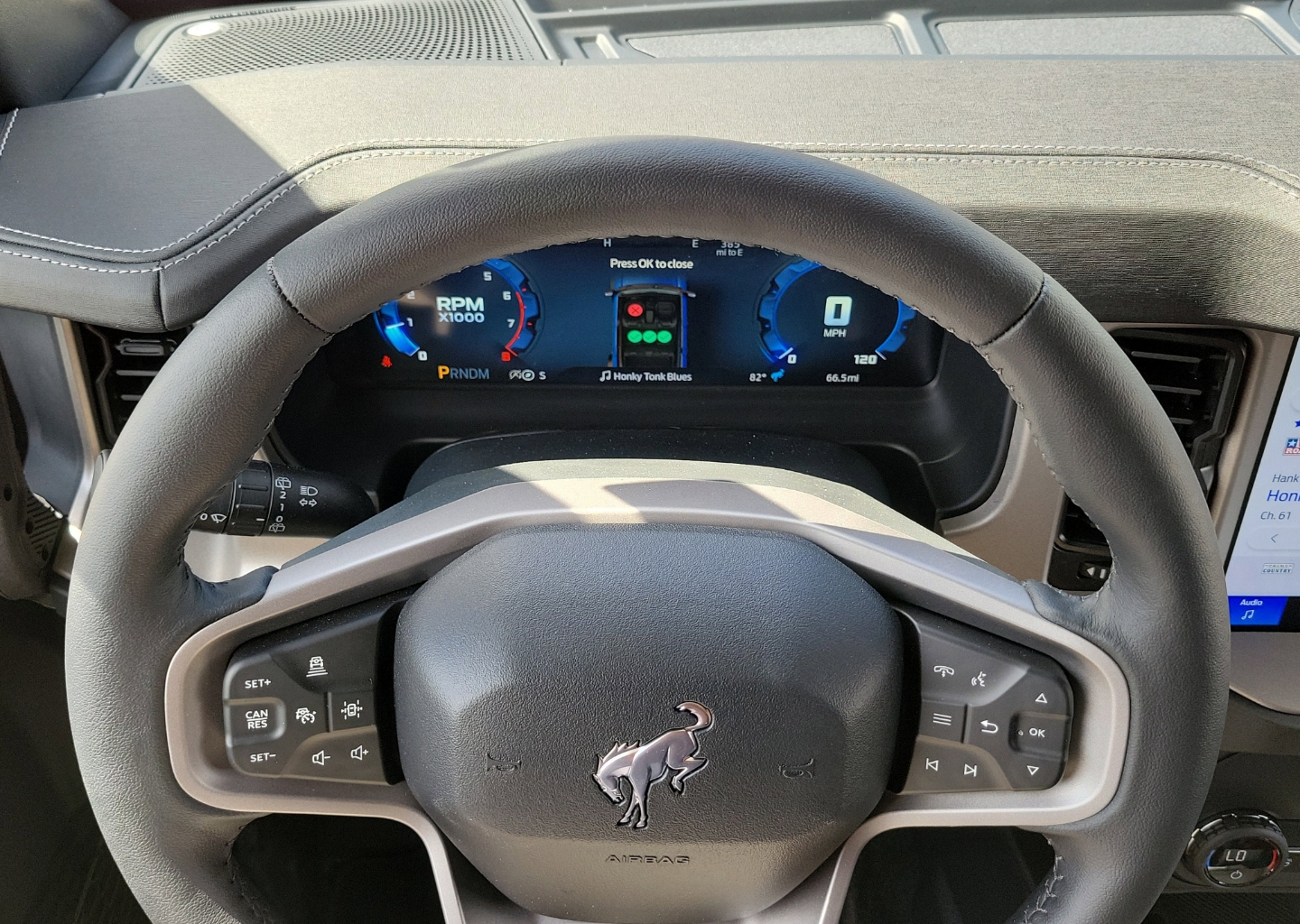 2026 Ford Bronco 4-Door Outer Banks - Photo 18