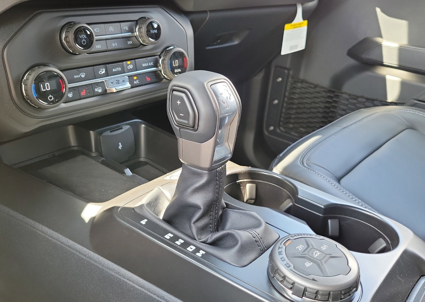 2026 Ford Bronco 4-Door Outer Banks - Photo 20