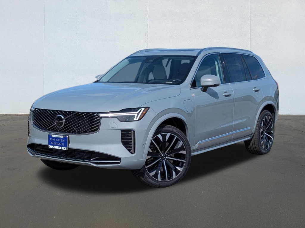 2026 Volvo XC90 Recharge Plug-In Hybrid T8 Ultra Bright