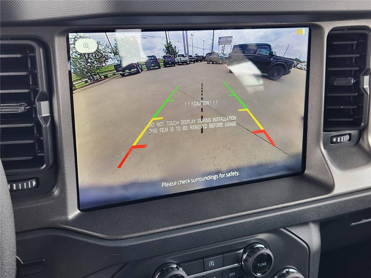 2025 Ford Bronco 4-Door Base - Photo 13