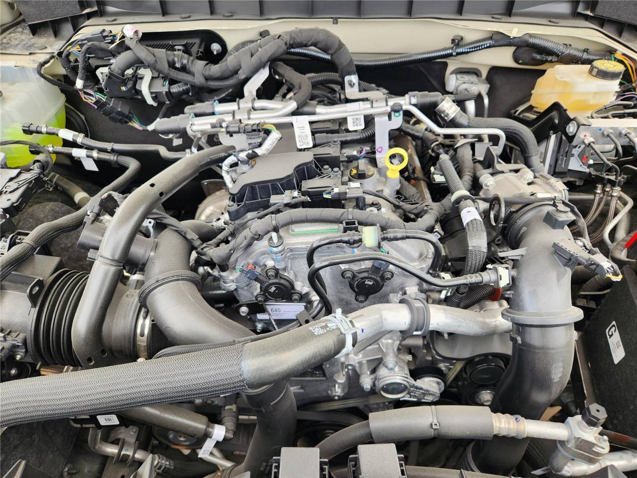 2025 Ford Bronco 4-Door Base - Photo 22