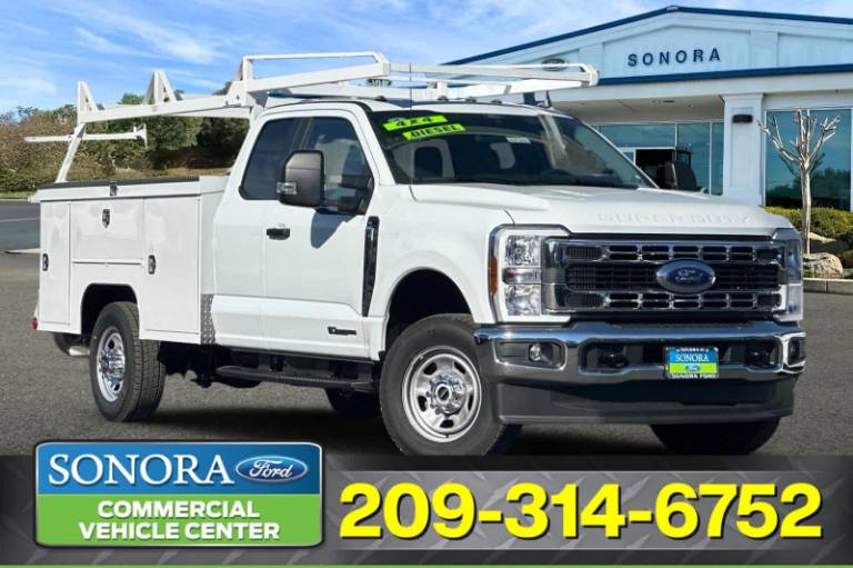 2026 Ford Super Duty F-350 SRW XL