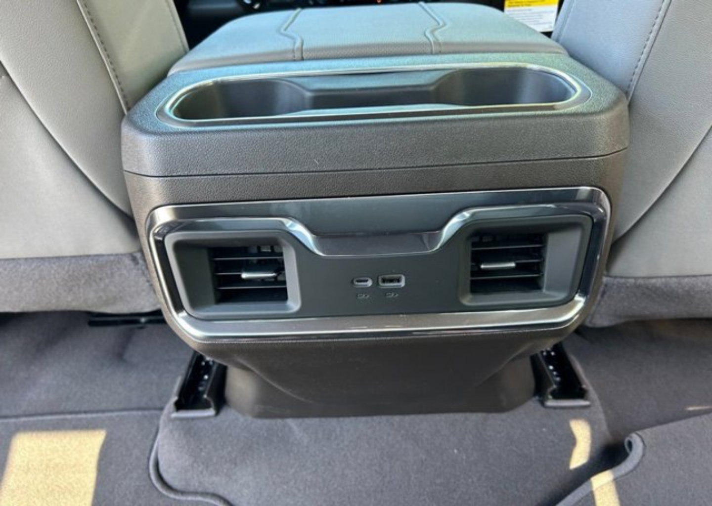 2026 GMC Sierra 1500 SLT - Photo 47