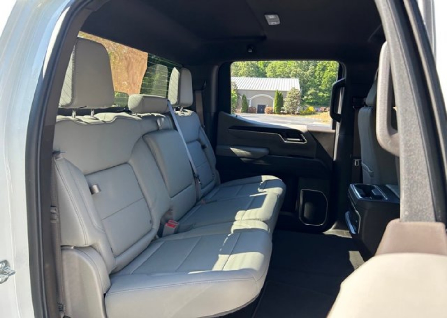 2026 GMC Sierra 1500 SLT - Photo 48
