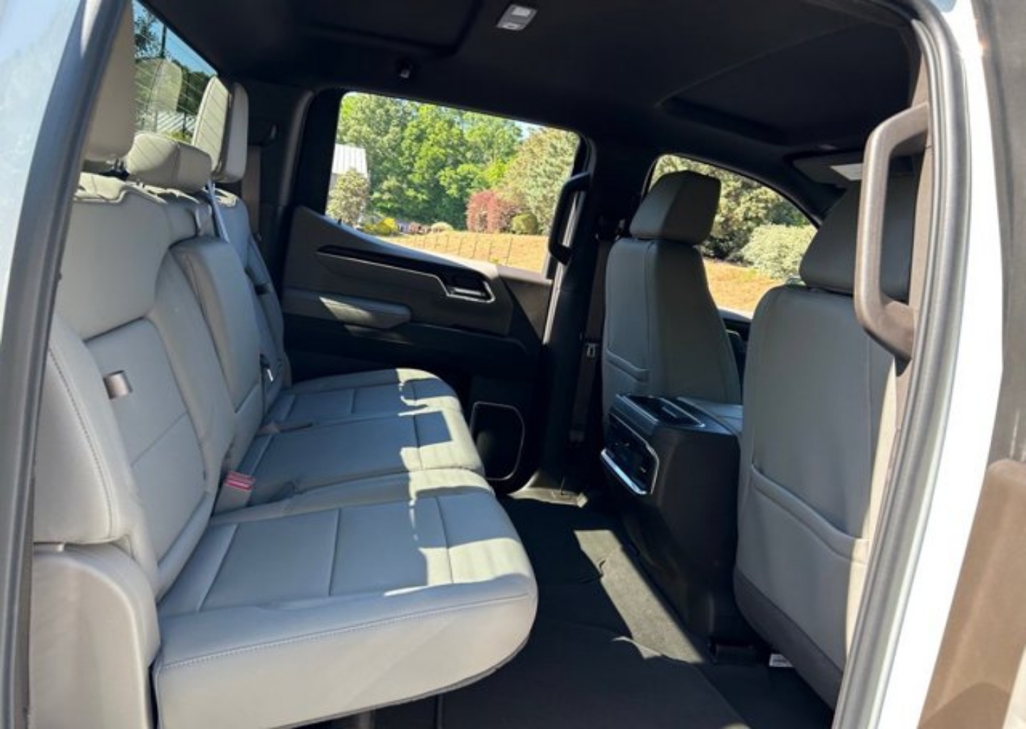 2026 GMC Sierra 1500 SLT - Photo 49