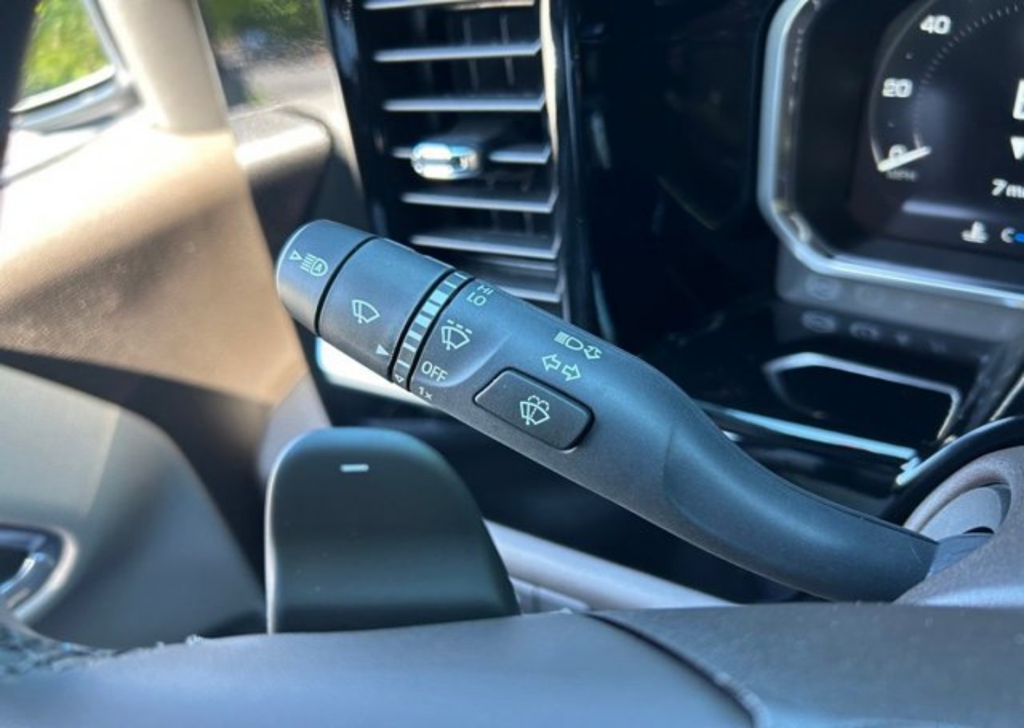 2026 GMC Sierra 1500 SLT - Photo 55