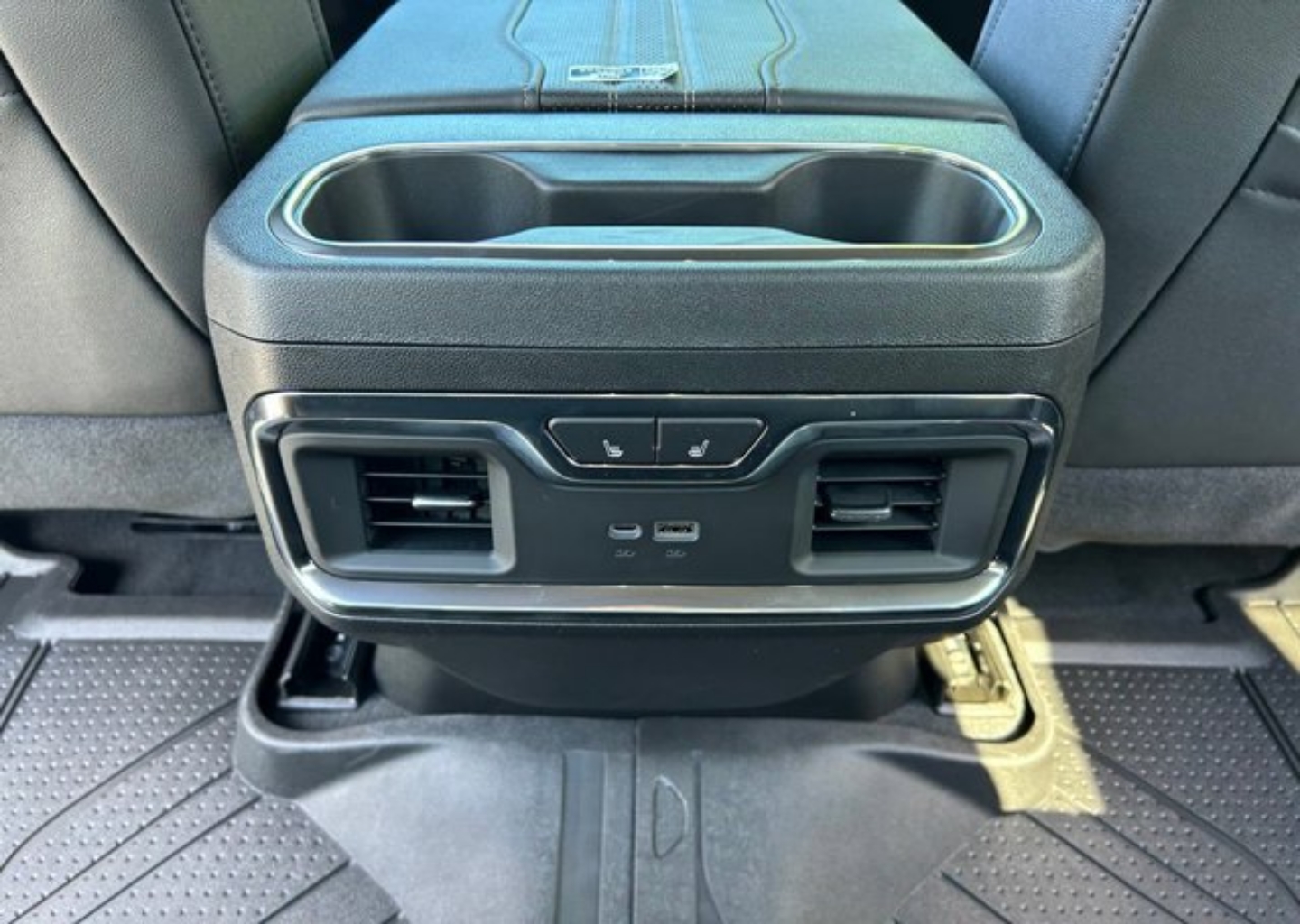 2026 Chevrolet Silverado 1500 High Country - Photo 51