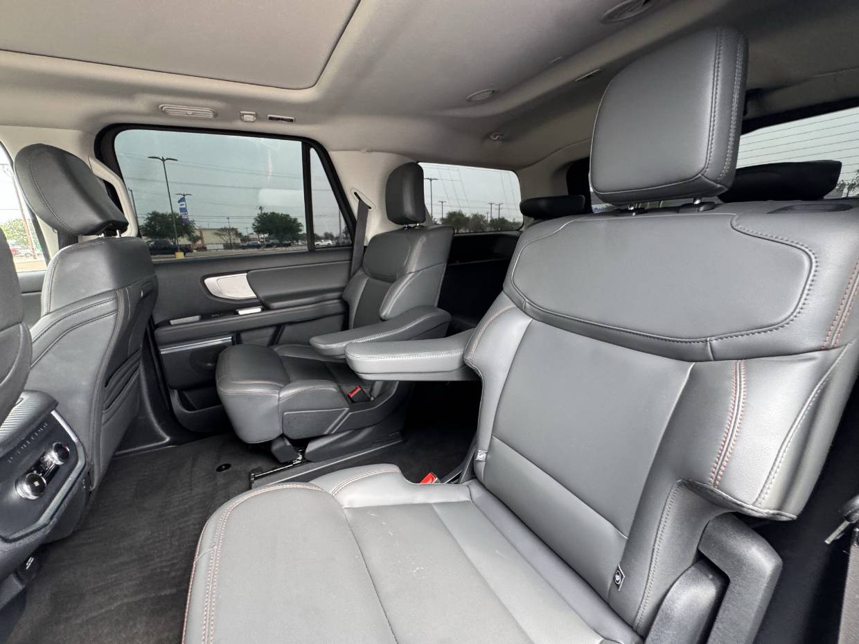 2025 Ford Expedition Active - Photo 25