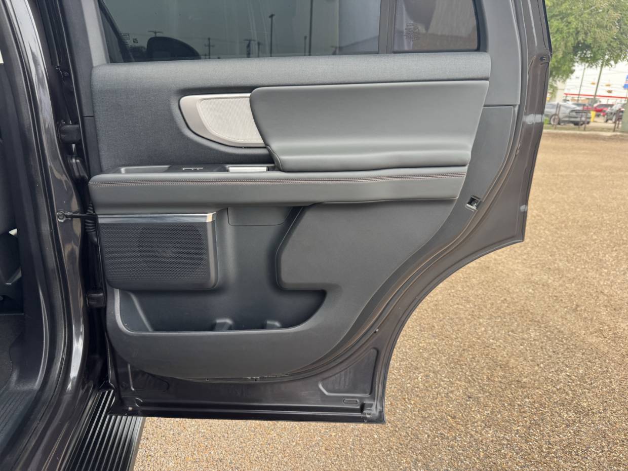 2025 Ford Expedition Active - Photo 29