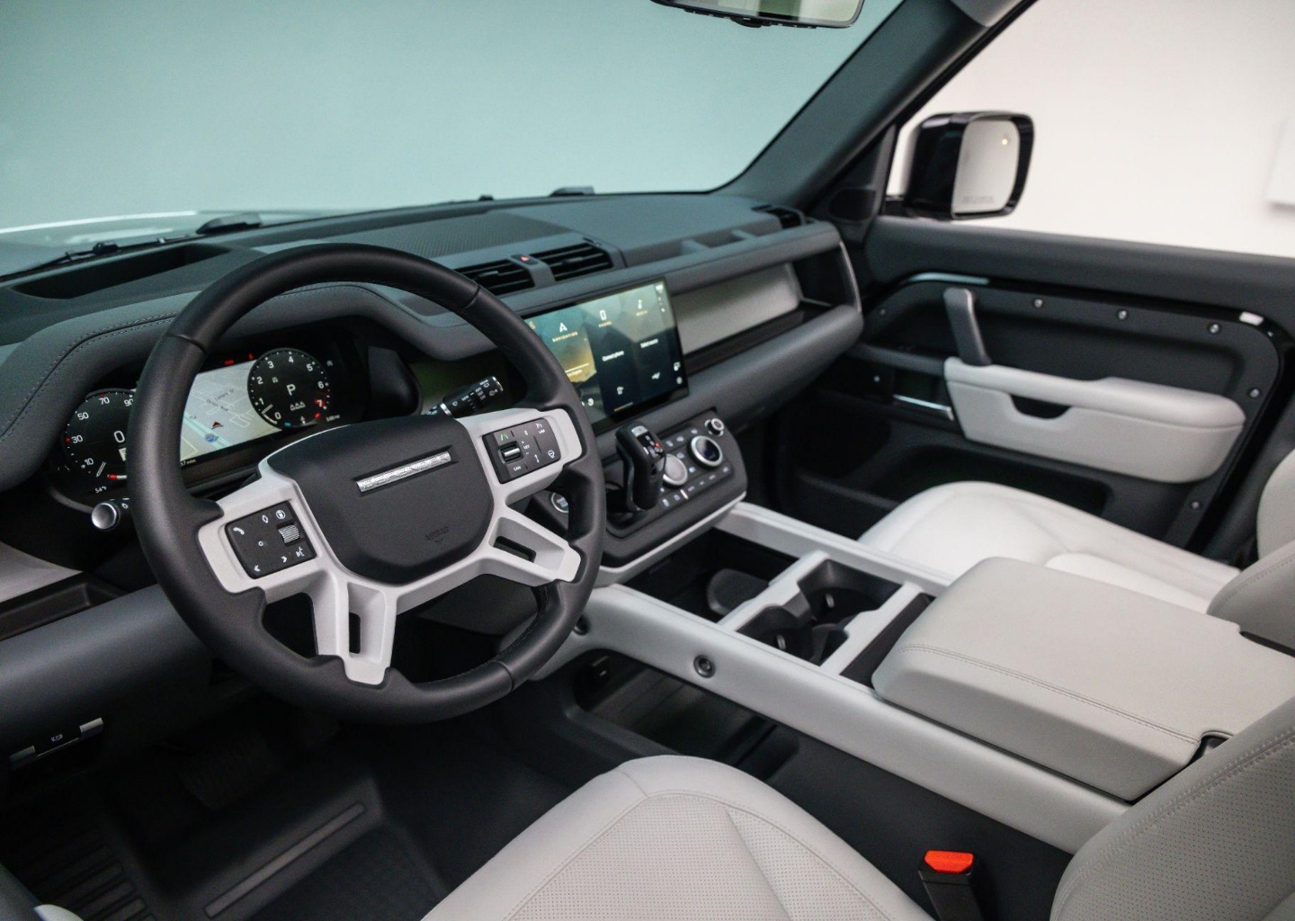 2025 Land Rover Defender X-Dynamic SE - Photo 12