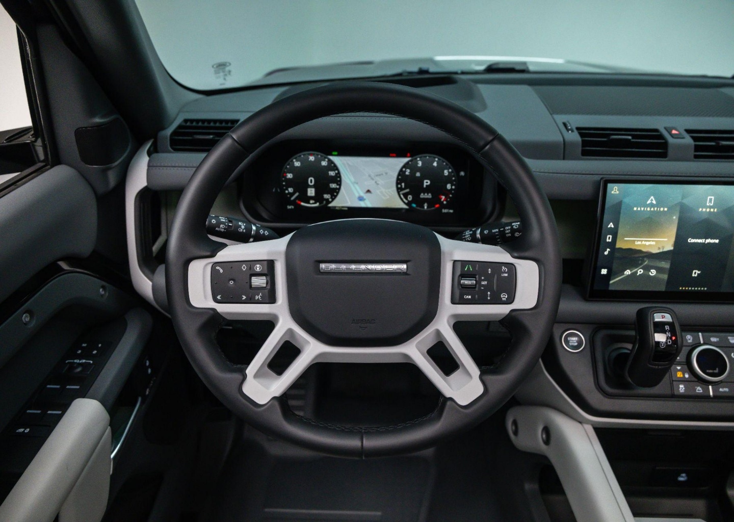 2025 Land Rover Defender X-Dynamic SE - Photo 17