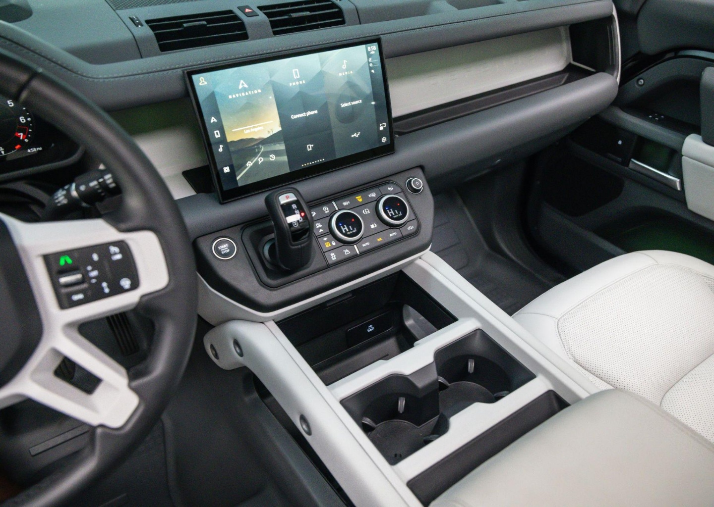 2025 Land Rover Defender X-Dynamic SE - Photo 23