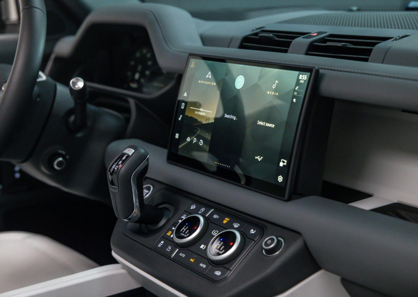 2025 Land Rover Defender X-Dynamic SE - Photo 26