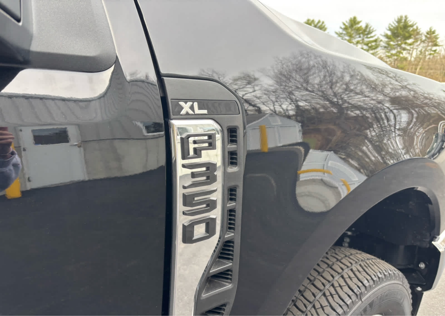 2026 Ford F-350 Super Duty Chassis Cab XL - Photo 20