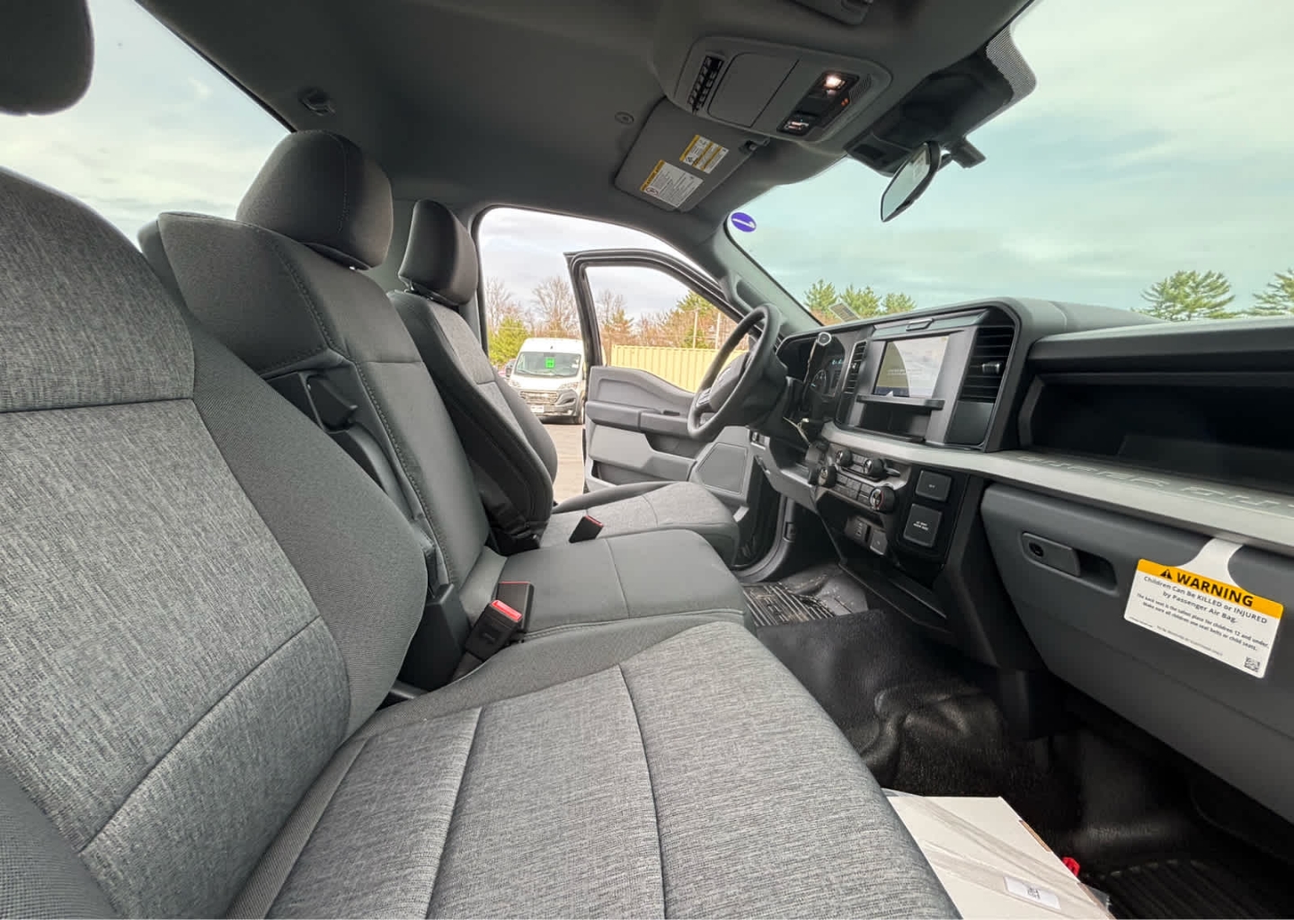 2026 Ford F-350 Super Duty Chassis Cab XL - Photo 27