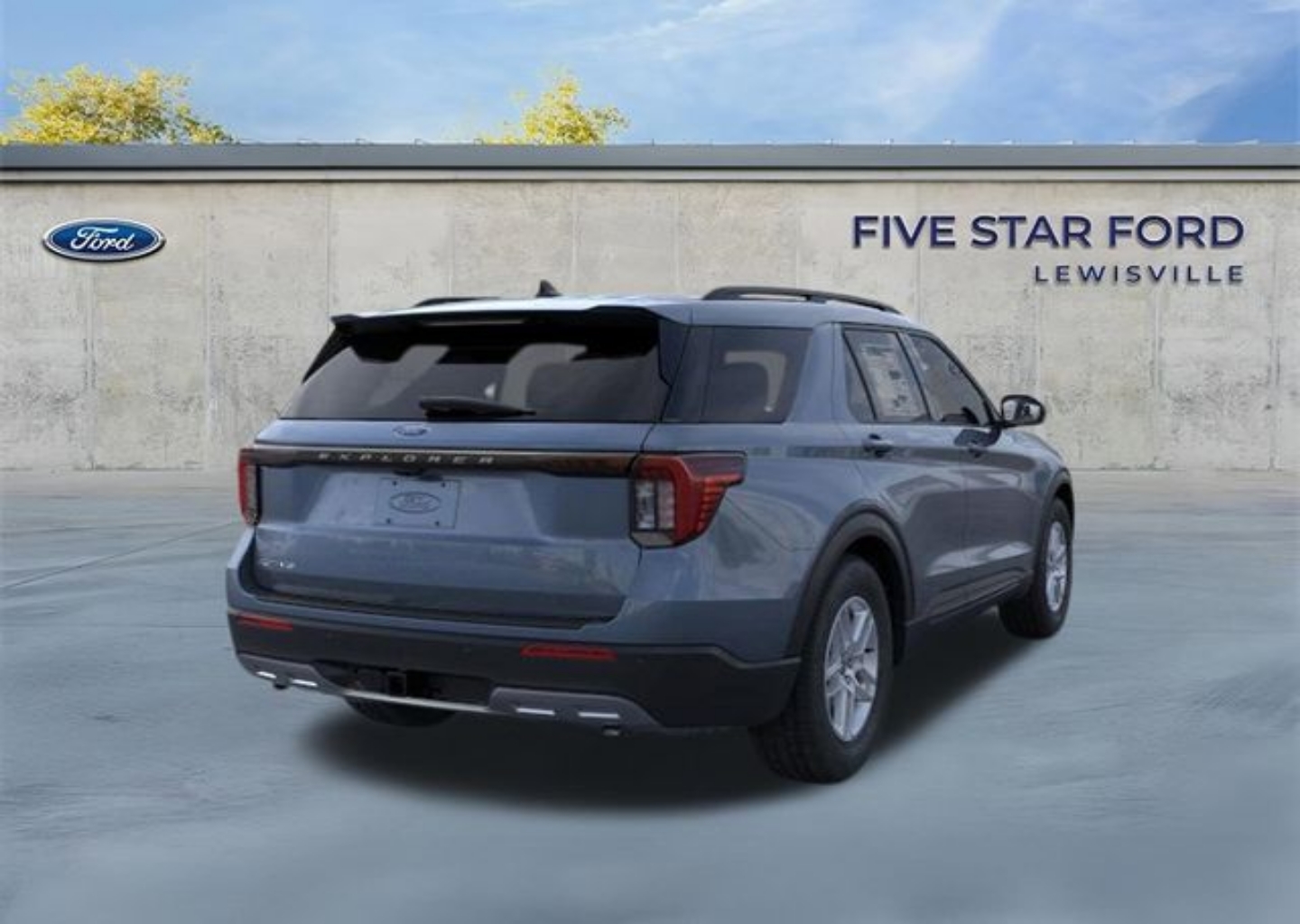 2026 Ford Explorer Active - Photo 8