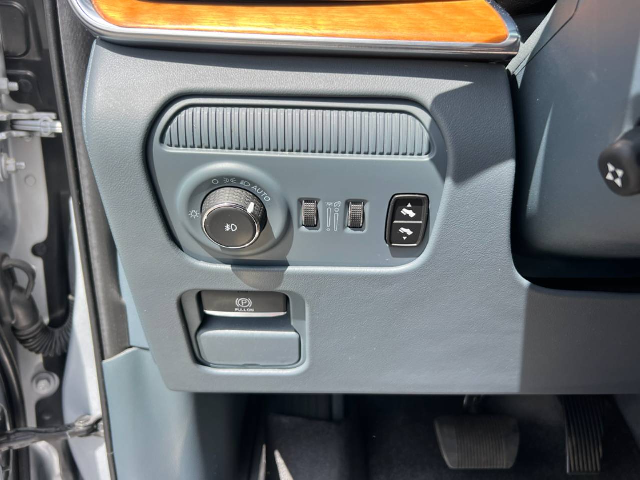 2022 Jeep Grand Wagoneer Series III - Photo 13