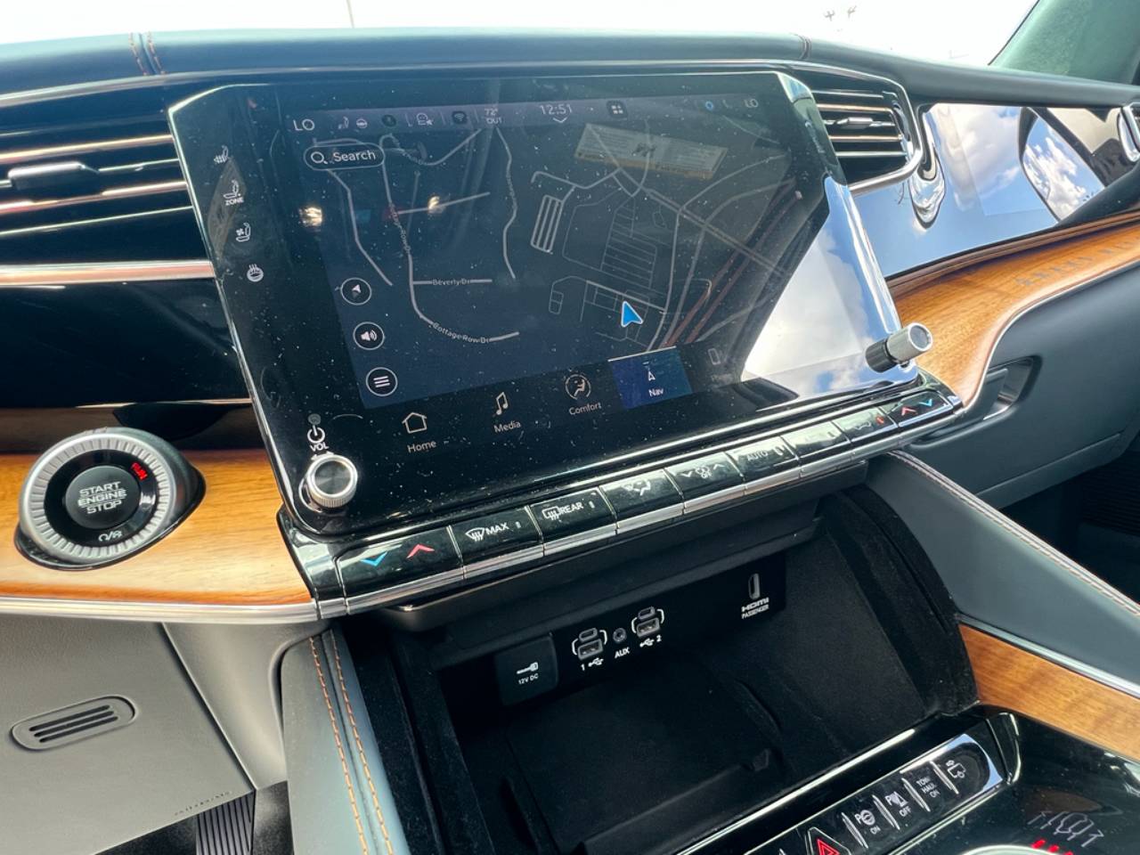 2022 Jeep Grand Wagoneer Series III - Photo 20