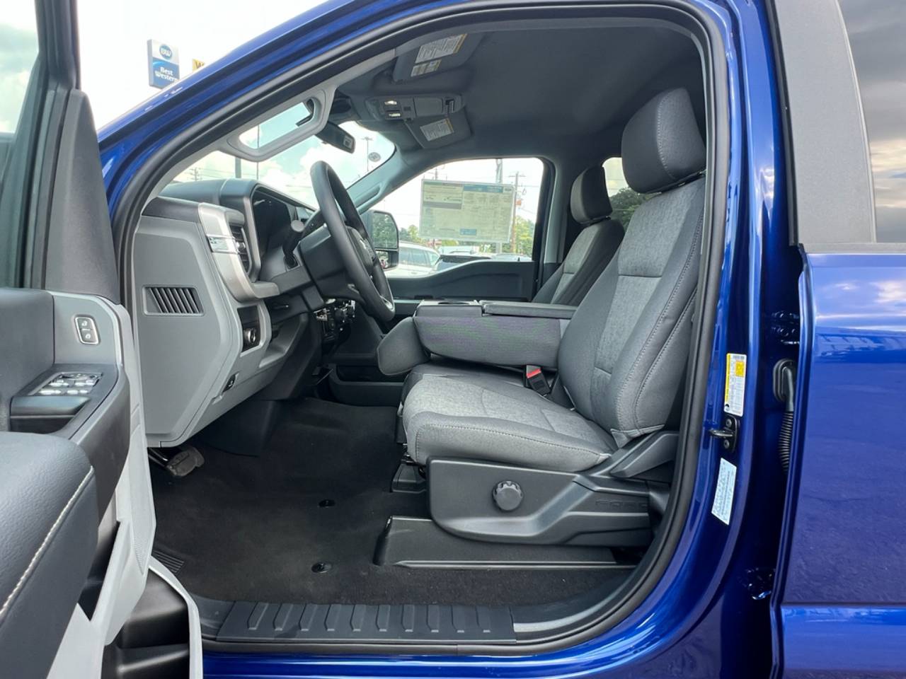 2026 Ford F-250 Super Duty XL - Photo 10