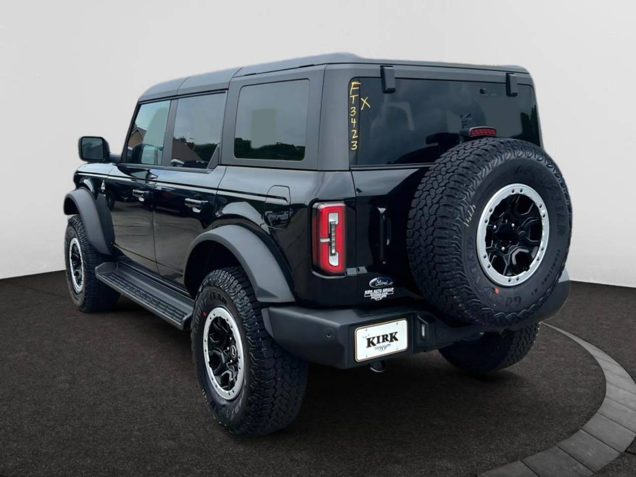 2025 Ford Bronco 4-Door Outer Banks - Photo 6