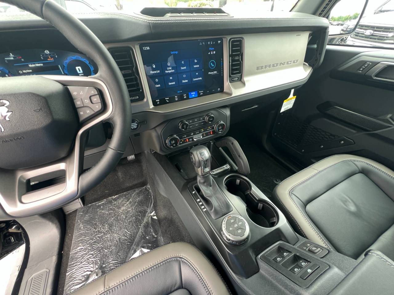 2025 Ford Bronco 4-Door Outer Banks - Photo 18