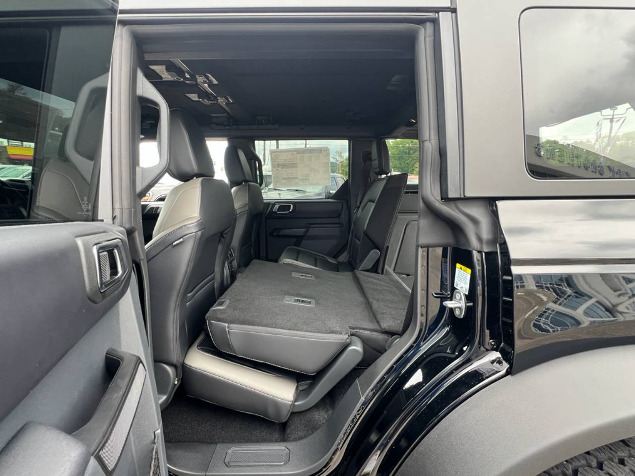 2025 Ford Bronco 4-Door Outer Banks - Photo 30
