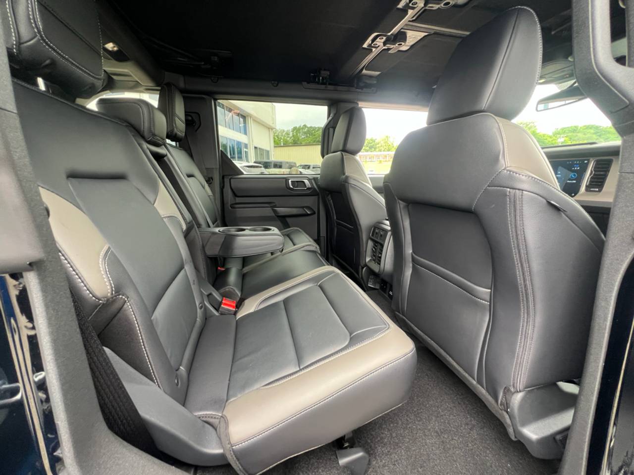 2025 Ford Bronco 4-Door Outer Banks - Photo 36