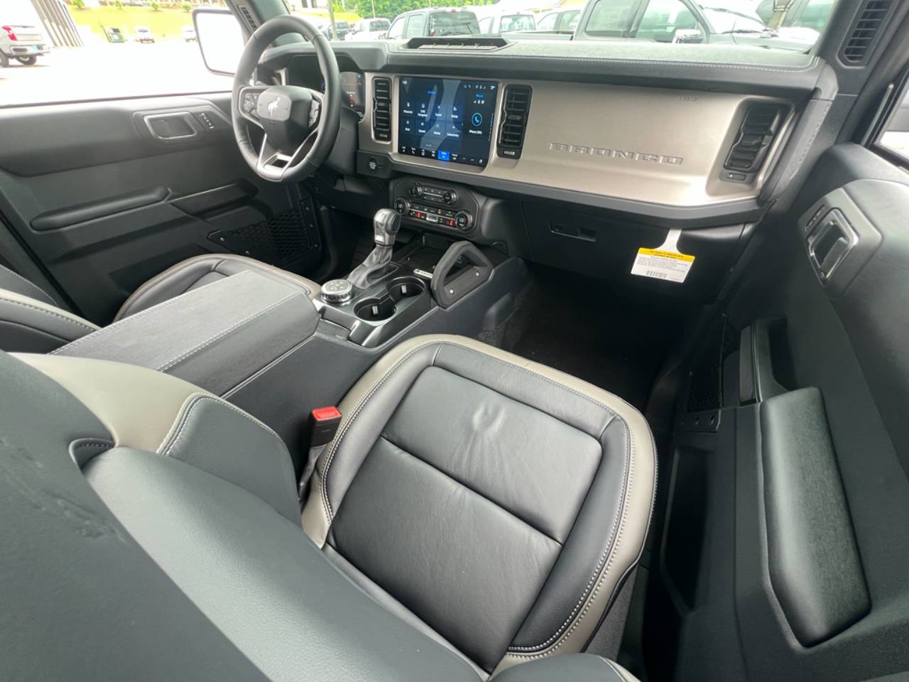 2025 Ford Bronco 4-Door Outer Banks - Photo 38