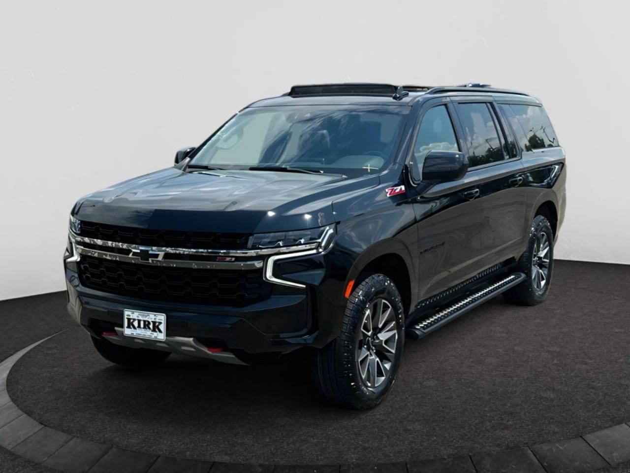 2021 Chevrolet Suburban Z71 - Photo 8