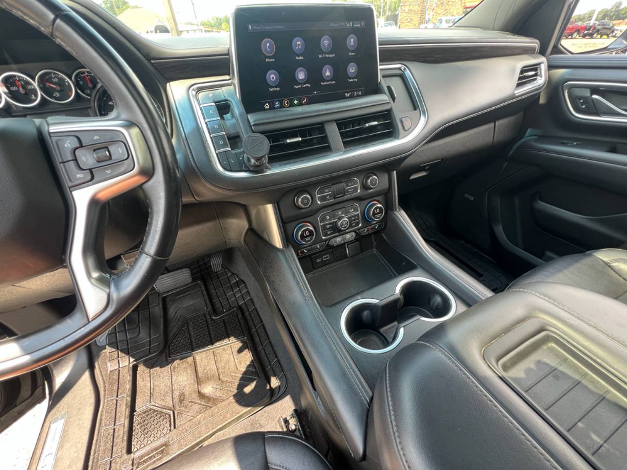 2021 Chevrolet Suburban Z71 - Photo 17