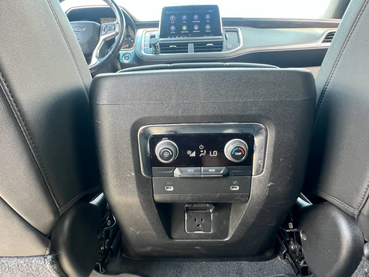 2021 Chevrolet Suburban Z71 - Photo 24