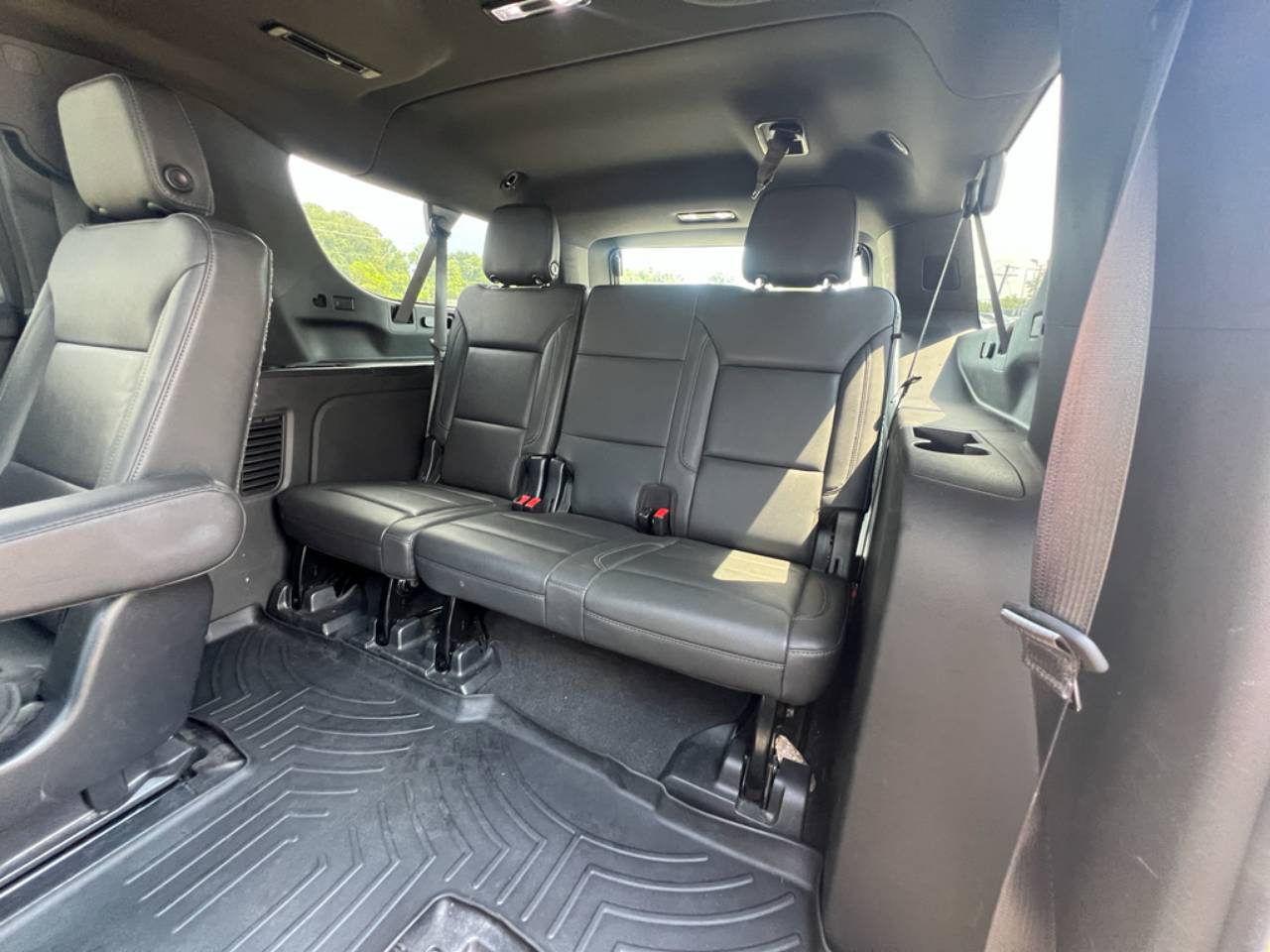 2021 Chevrolet Suburban Z71 - Photo 28