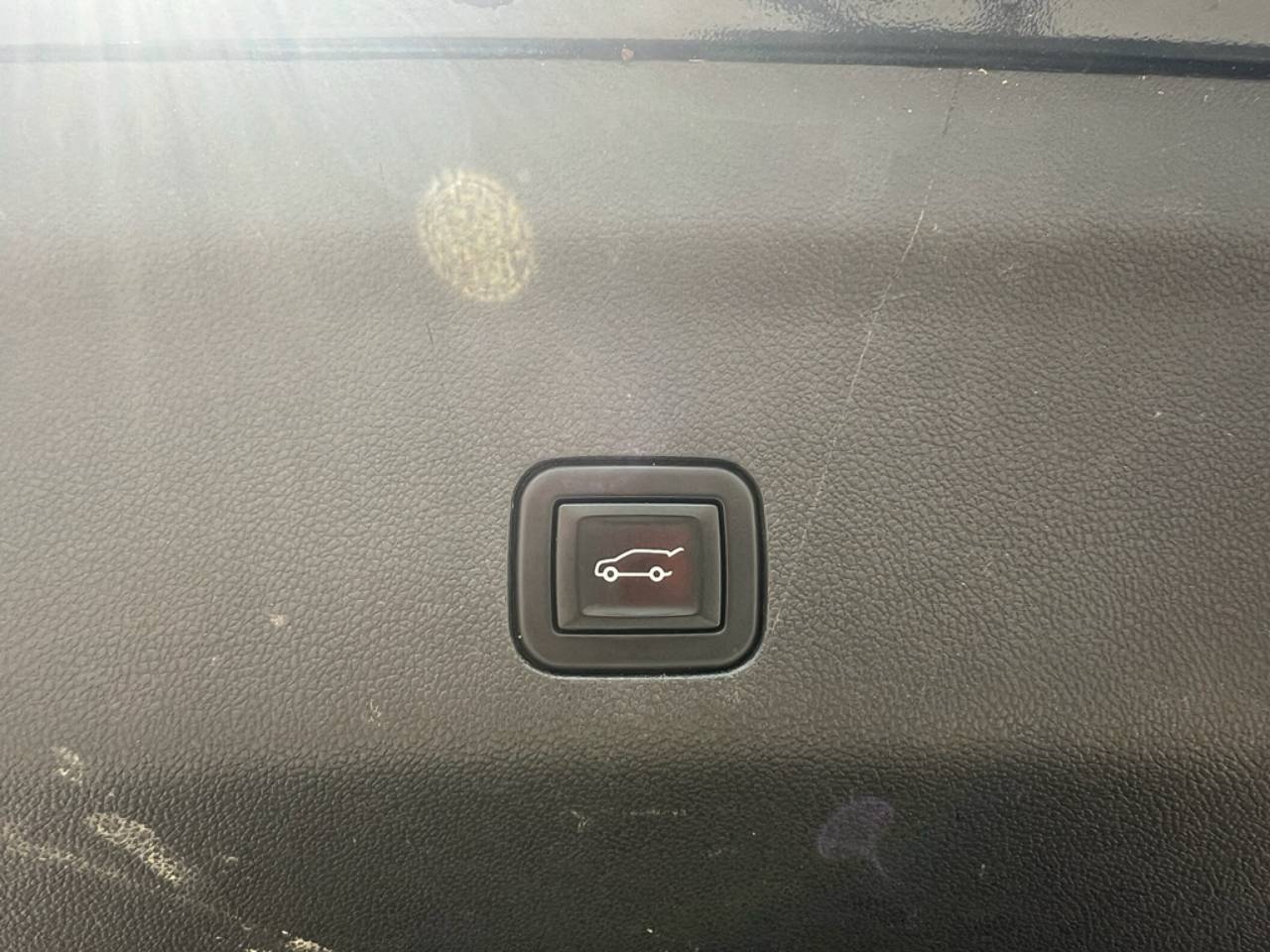2021 Chevrolet Suburban Z71 - Photo 35