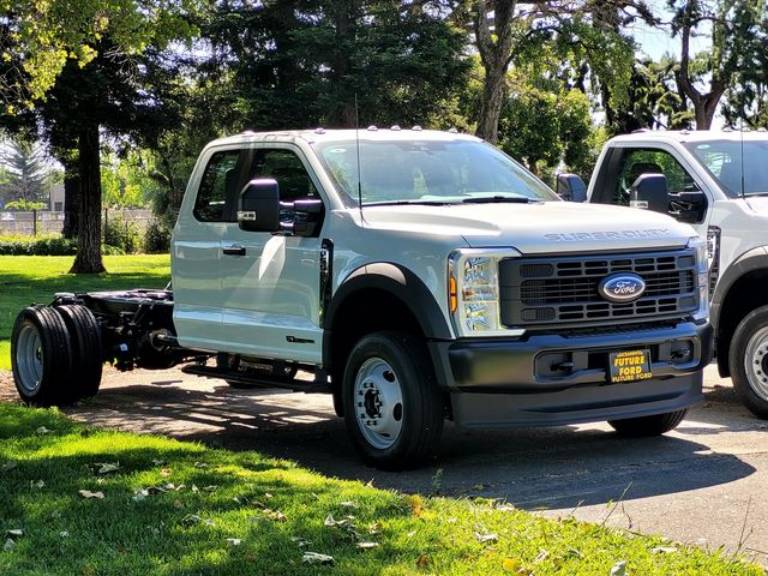 2026 Ford F-550SD XL Standard Cab RWD