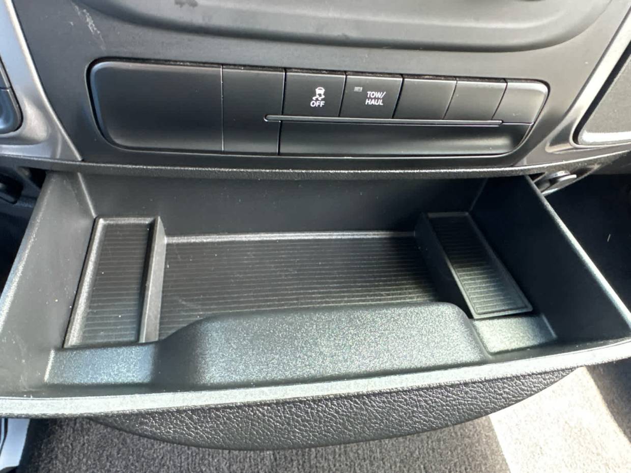 2024 RAM Ram 1500 Classic SLT - Photo 24