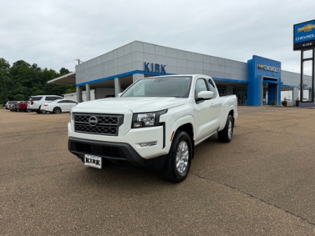 2024 Nissan Frontier SV