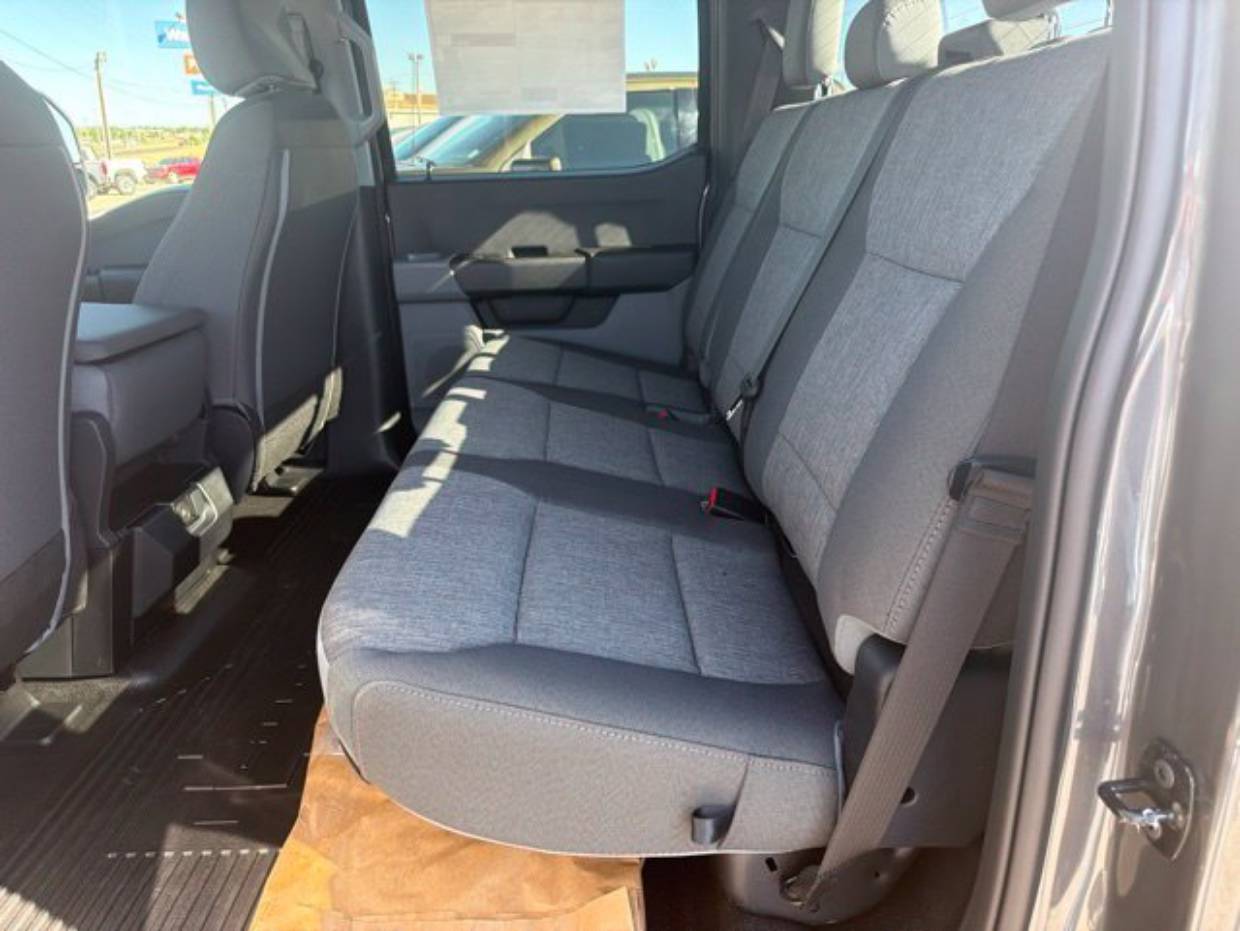 2026 Ford F-350 Super Duty Chassis Cab XL - Photo 18