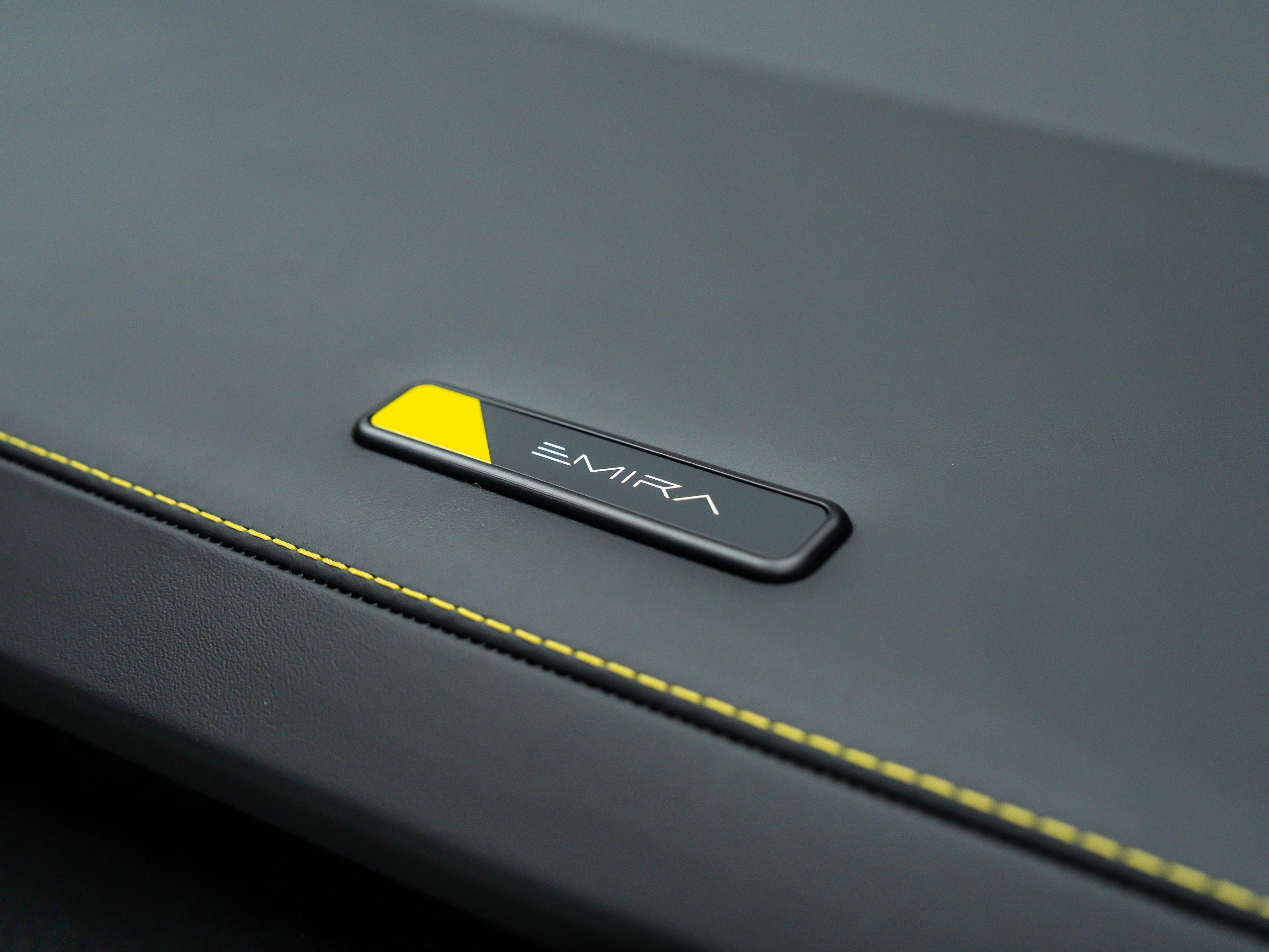 2026 Lotus Emira Turbo SE - Photo 29