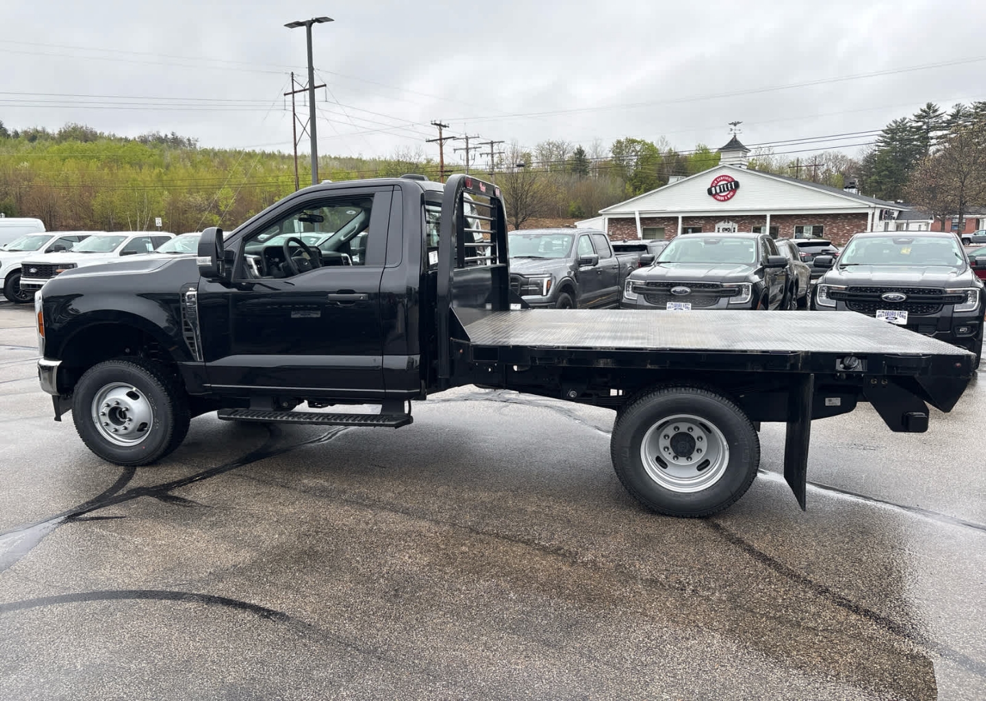 2026 Ford F-350 Super Duty Chassis Cab XL - Photo 7