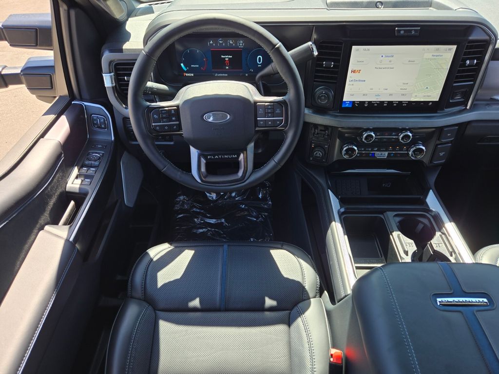 2026 Ford F-350 Super Duty Platinum - Photo 12